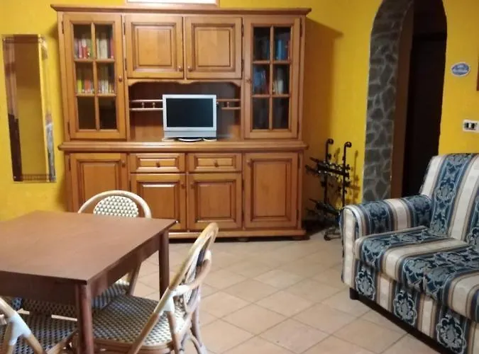 Fiordaliso Montale (Liguria)